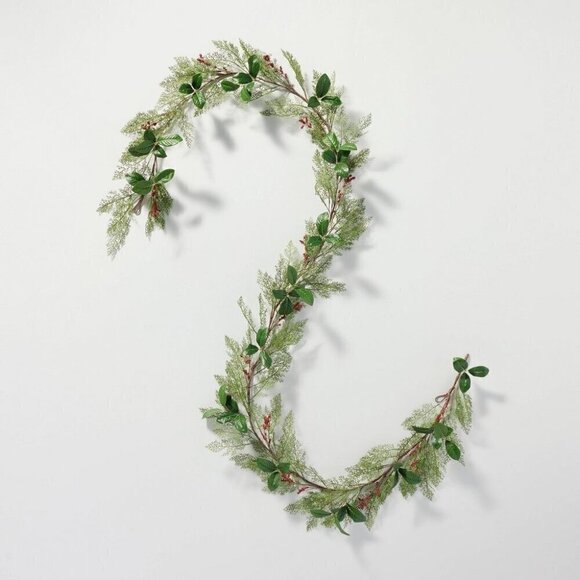 12' Cedar & Magnolia Leaf Winterberries Christmas Garland Hearth & Hand Magnolia - Picture 1 of 6